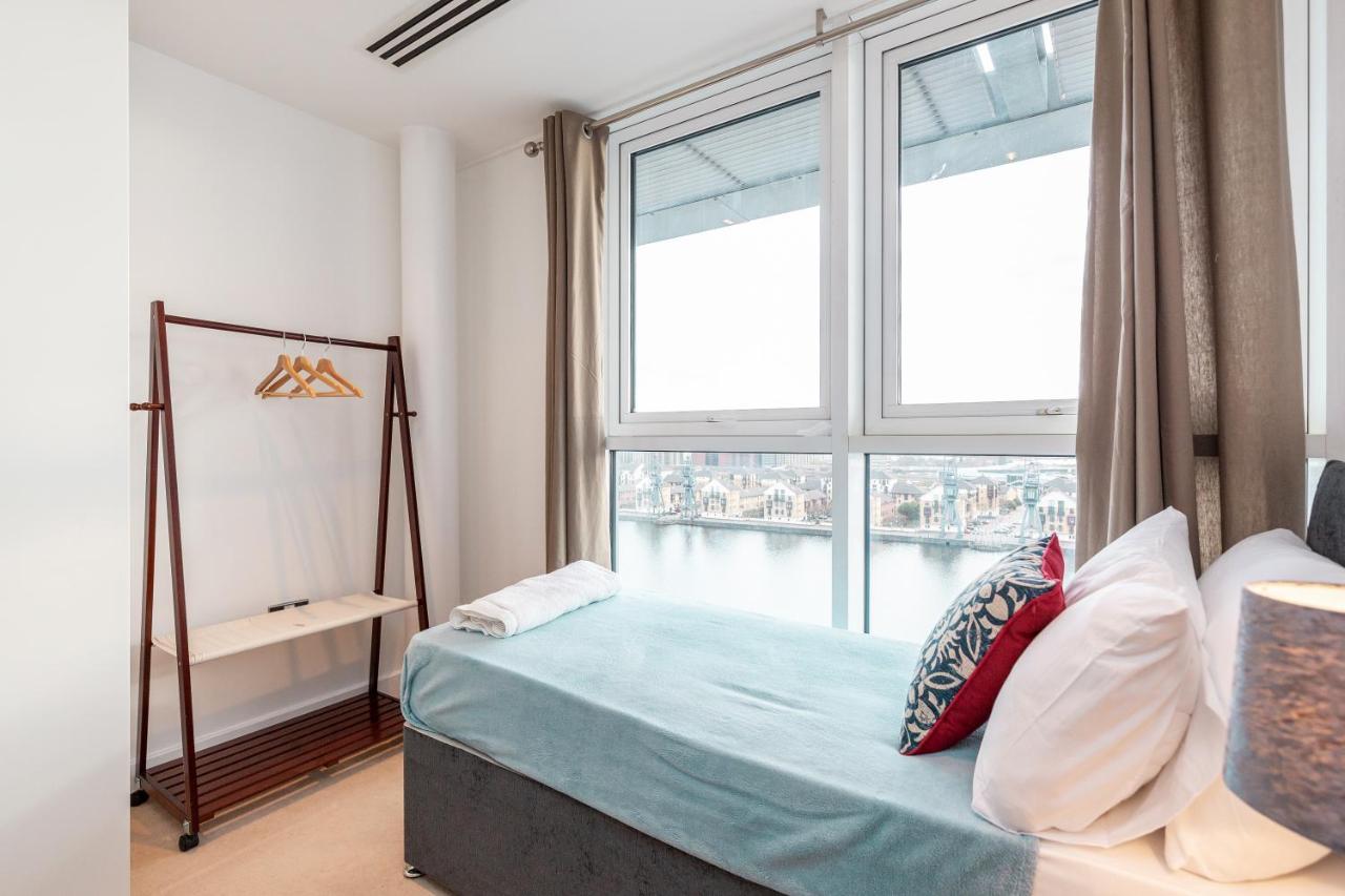 Premium Excel 3 & 2 Bedrooms London Exterior photo