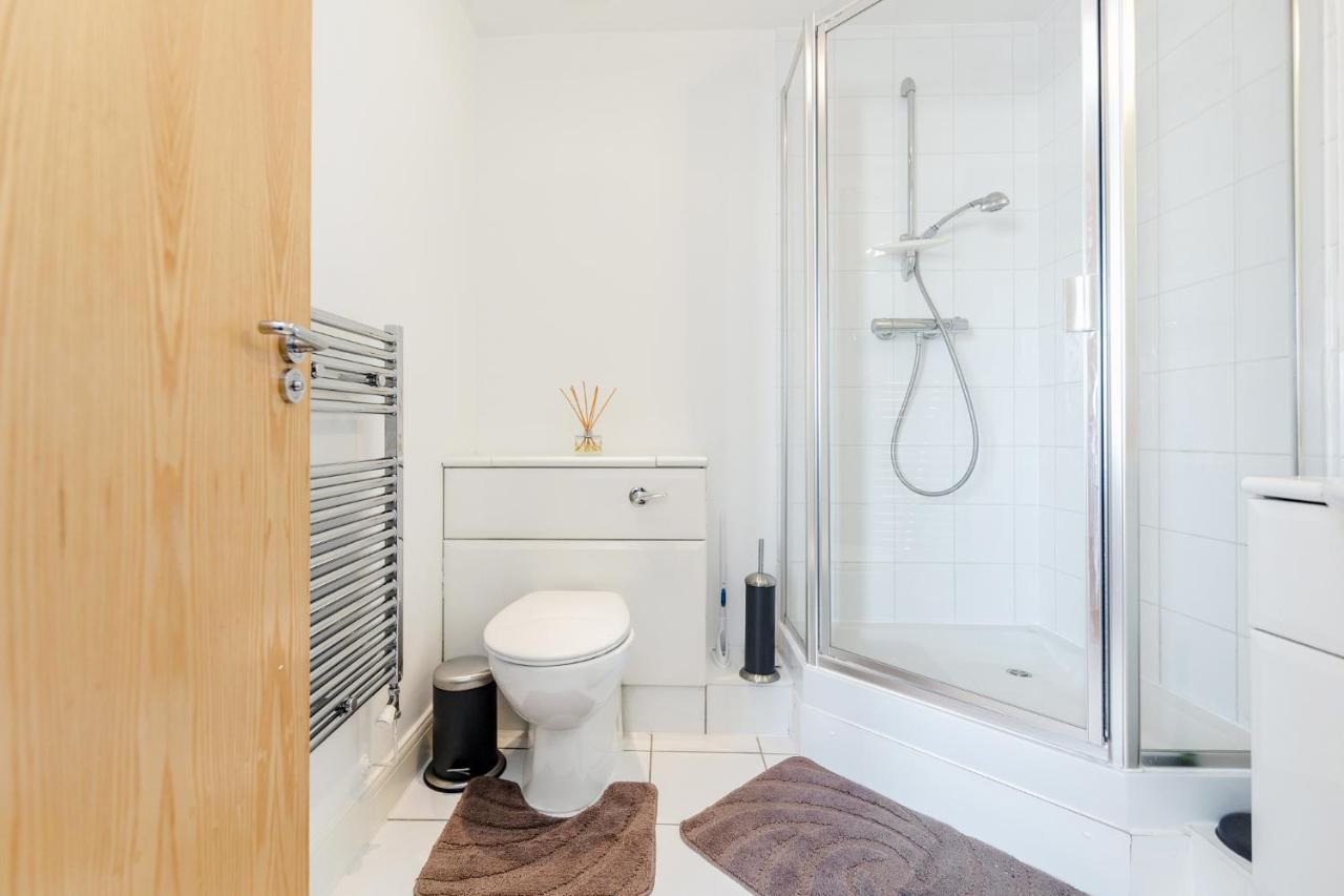 Premium Excel 3 & 2 Bedrooms London Exterior photo