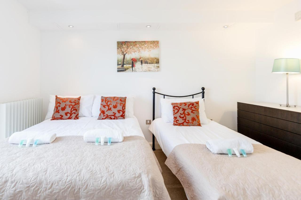 Premium Excel 3 & 2 Bedrooms London Exterior photo
