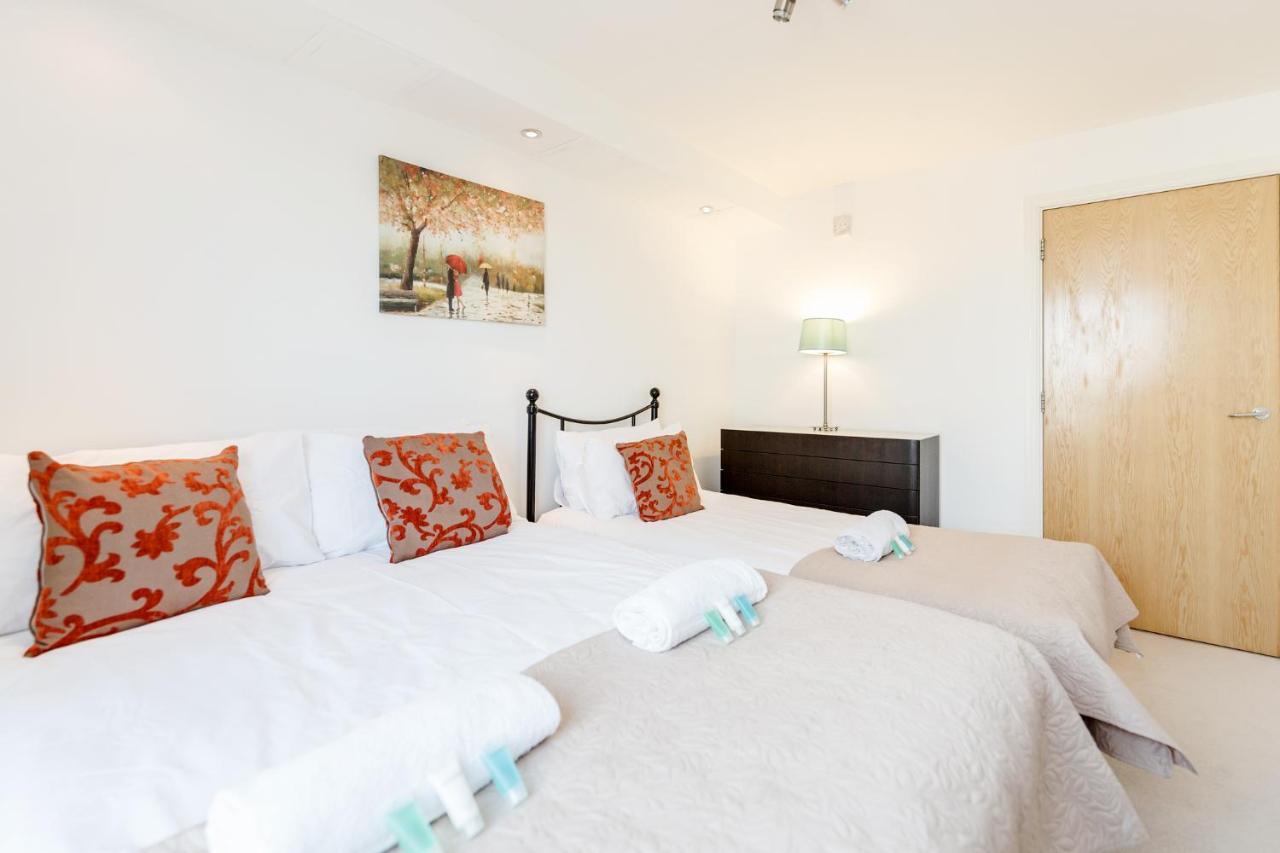 Premium Excel 3 & 2 Bedrooms London Exterior photo