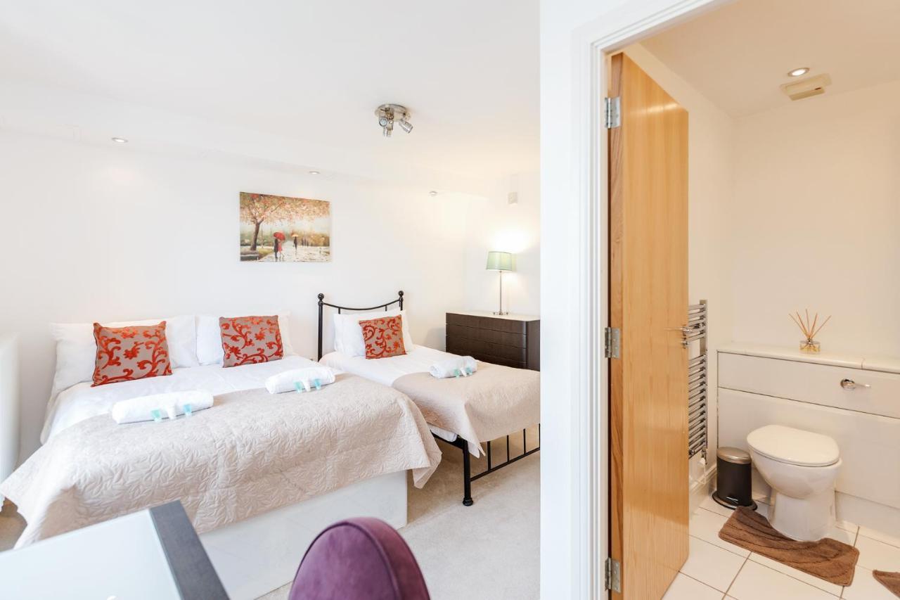 Premium Excel 3 & 2 Bedrooms London Exterior photo