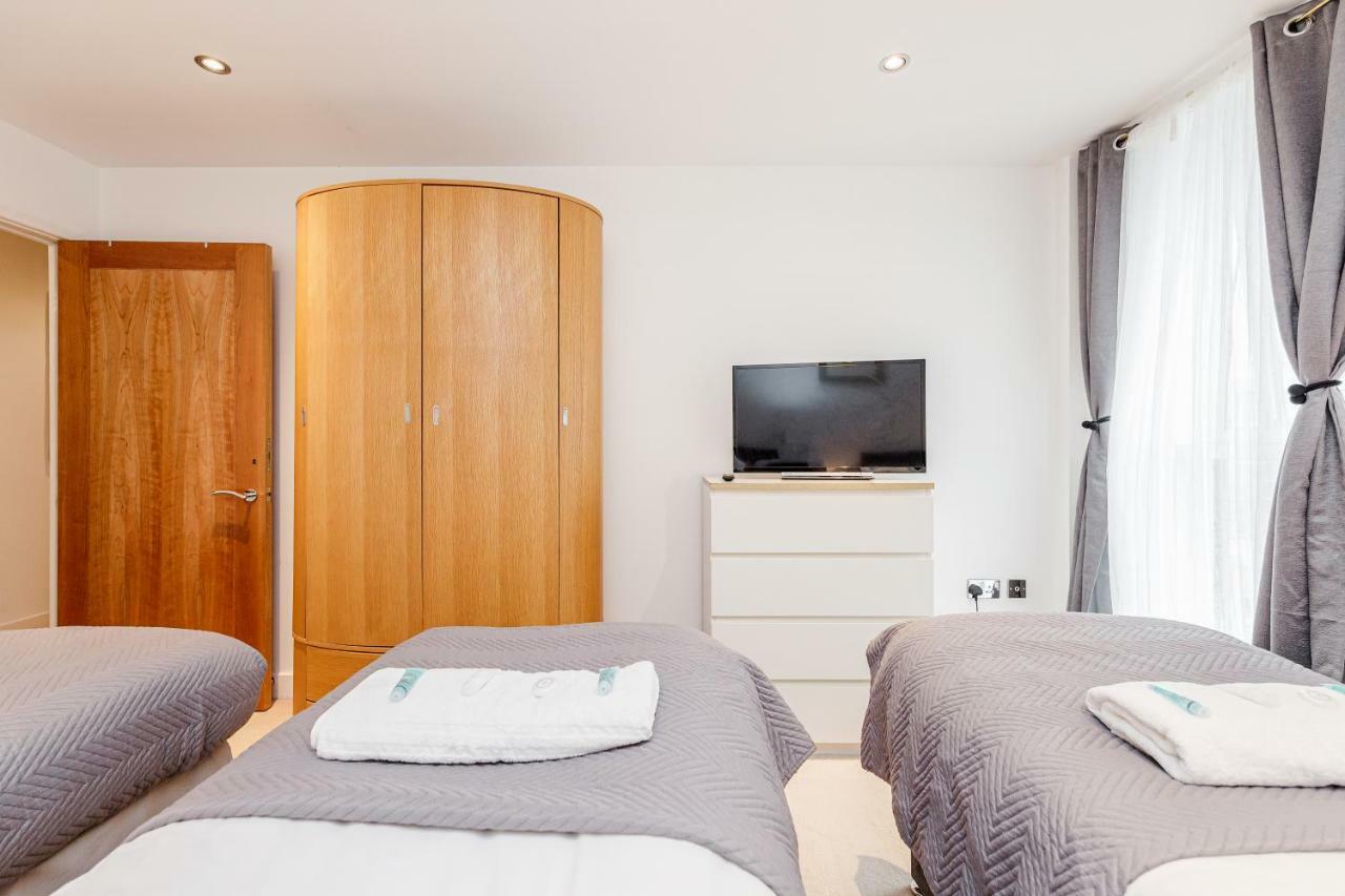 Premium Excel 3 & 2 Bedrooms London Exterior photo