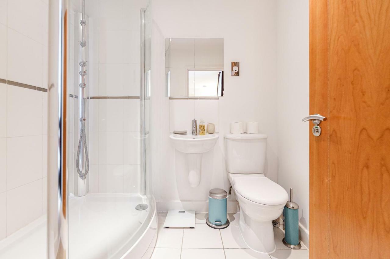 Premium Excel 3 & 2 Bedrooms London Exterior photo