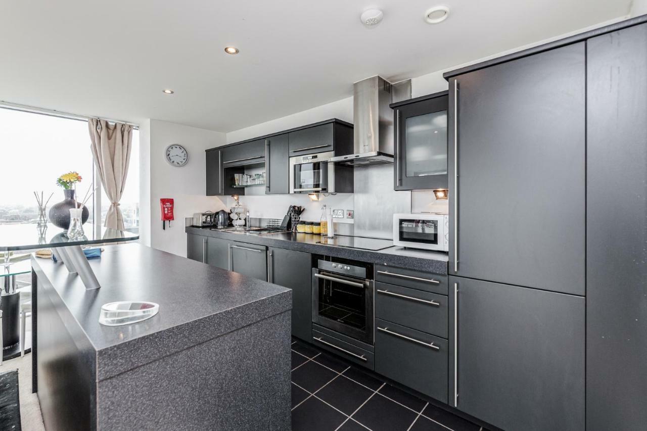 Premium Excel 3 & 2 Bedrooms London Exterior photo
